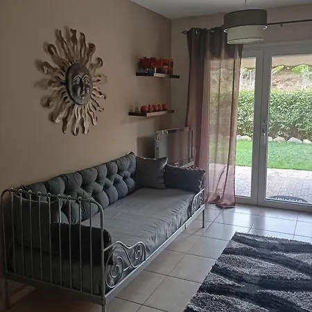 Family House 아파트